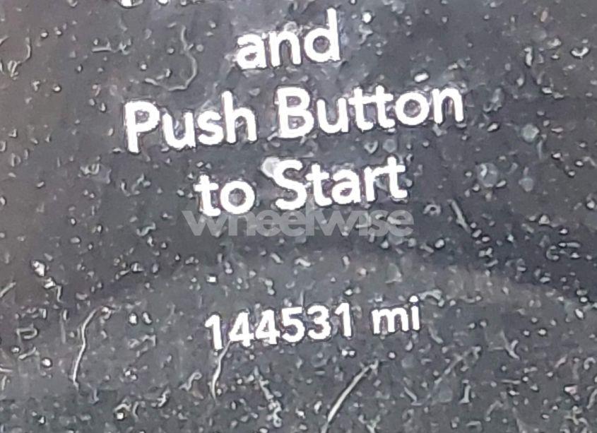 Photo 15 of 2017 Dodge Challenger SXT (VIN 2C3CDZAG5HH651489)