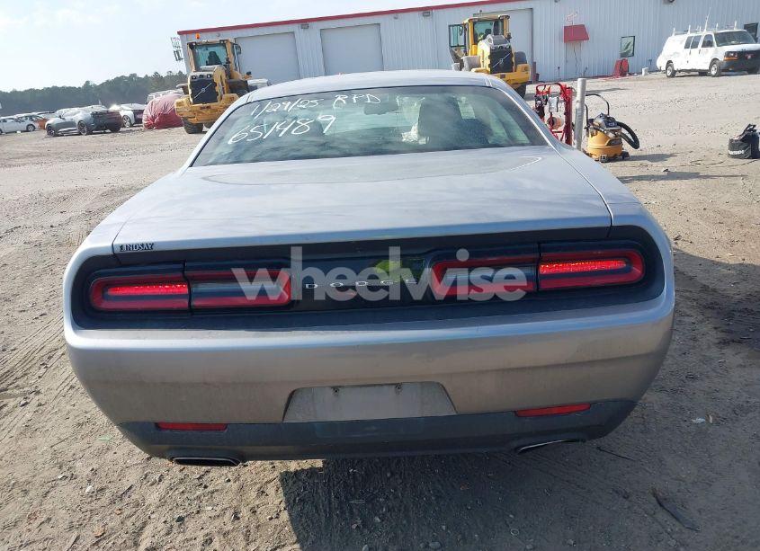 Photo 16 of 2017 Dodge Challenger SXT (VIN 2C3CDZAG5HH651489)