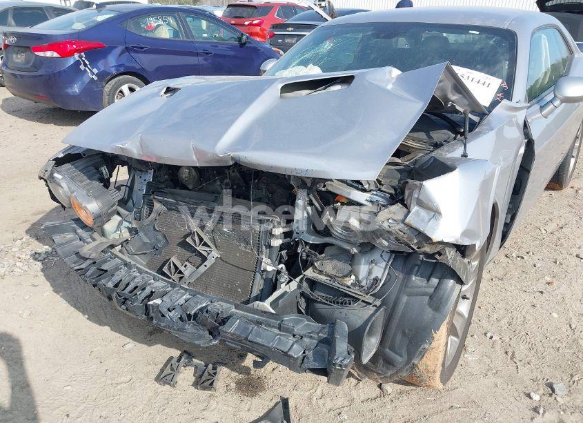 Photo 6 of 2017 Dodge Challenger SXT (VIN 2C3CDZAG5HH651489)