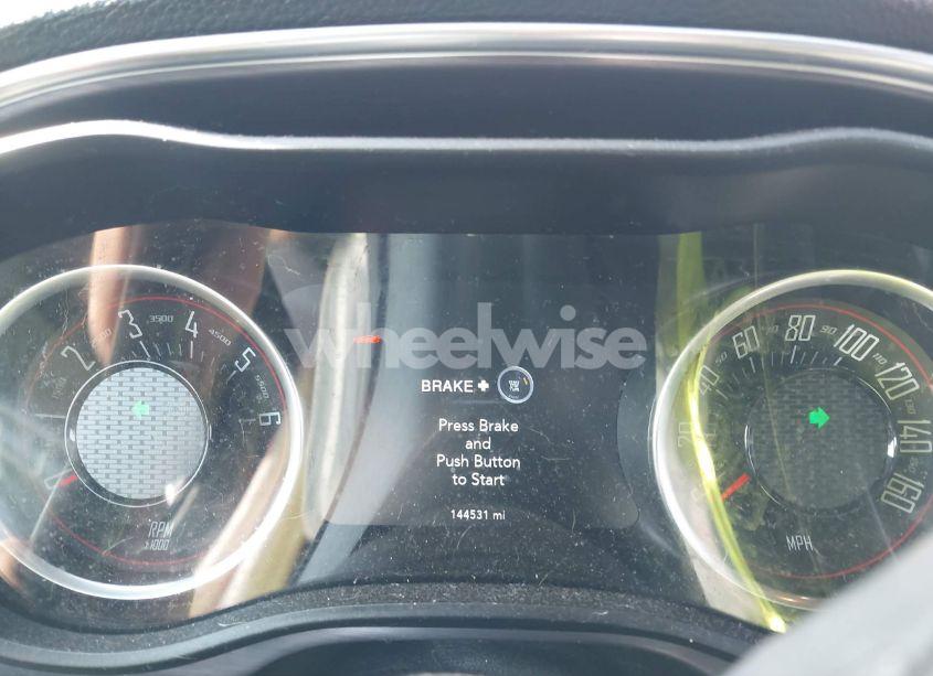 Photo 7 of 2017 Dodge Challenger SXT (VIN 2C3CDZAG5HH651489)