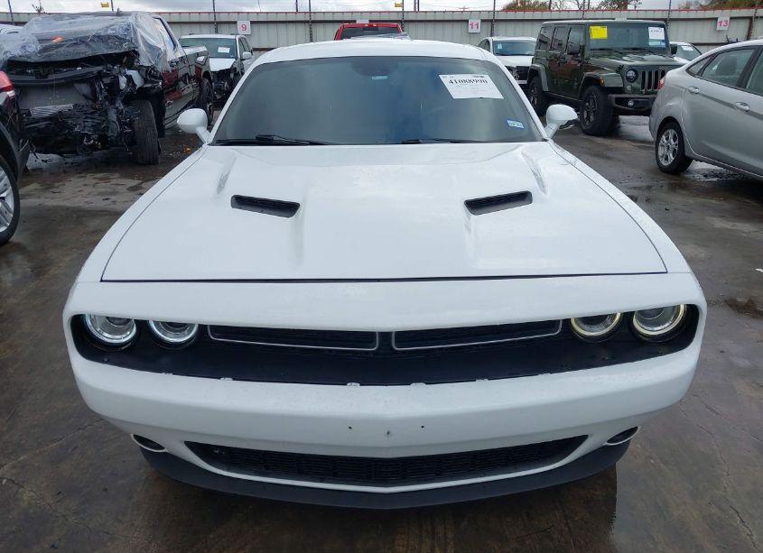 Photo 12 of 2018 Dodge Challenger SXT (VIN 2C3CDZAG5JH183706)