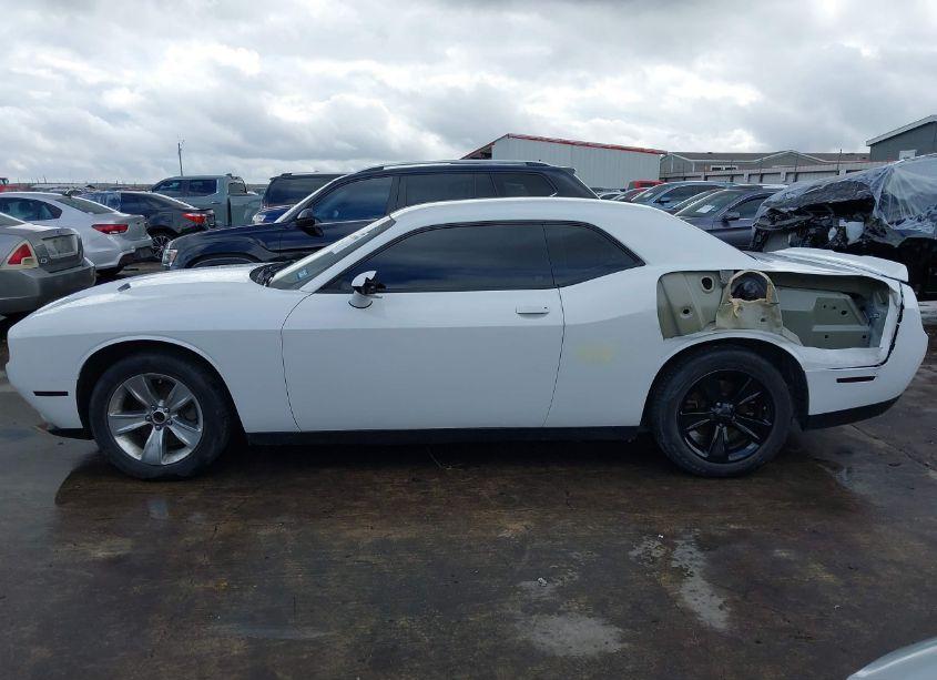 Photo 14 of 2018 Dodge Challenger SXT (VIN 2C3CDZAG5JH183706)