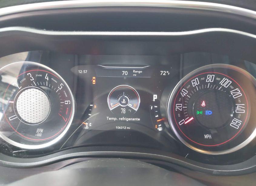 Photo 15 of 2018 Dodge Challenger SXT (VIN 2C3CDZAG5JH183706)