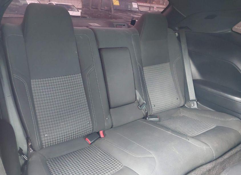 Photo 8 of 2018 Dodge Challenger SXT (VIN 2C3CDZAG5JH183706)