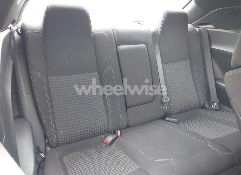 Photo 8 of 2018 Dodge Challenger SXT (VIN 2C3CDZAG5JH211729)