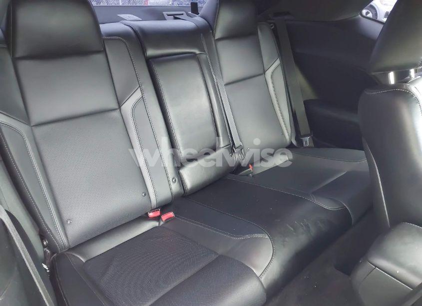 Photo 8 of 2018 Dodge Challenger SXT PLUS (VIN 2C3CDZAG5JH297155)