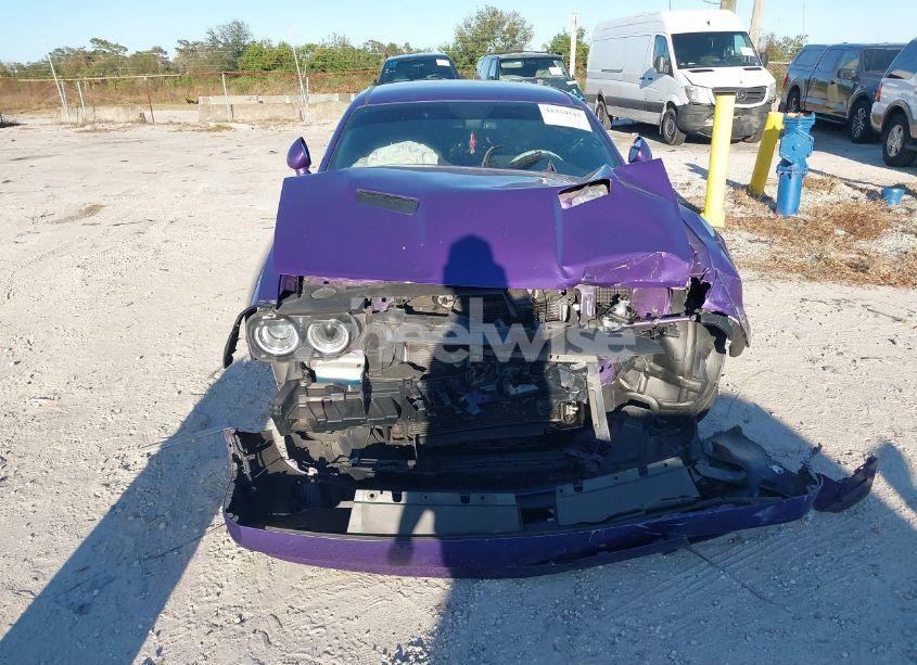 Photo 12 of 2019 Dodge Challenger SXT (VIN 2C3CDZAG5KH631816)