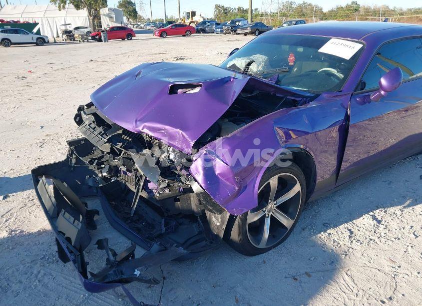 Photo 17 of 2019 Dodge Challenger SXT (VIN 2C3CDZAG5KH631816)