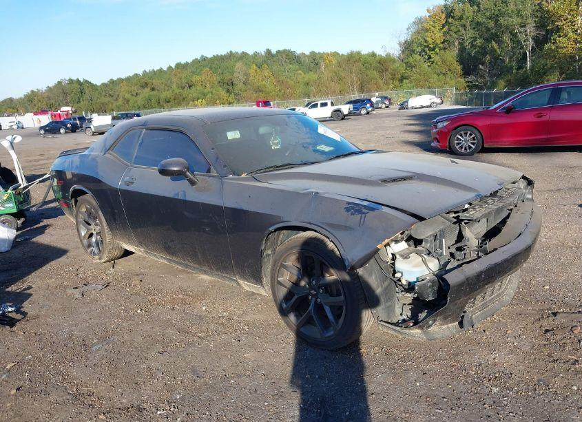 2019 Dodge Challenger SXT (VIN 2C3CDZAG5KH649619) main photo