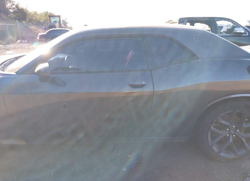 Photo 15 of 2019 Dodge Challenger SXT (VIN 2C3CDZAG5KH649619)