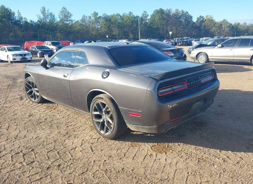 Photo 3 of 2019 Dodge Challenger SXT (VIN 2C3CDZAG5KH649619)