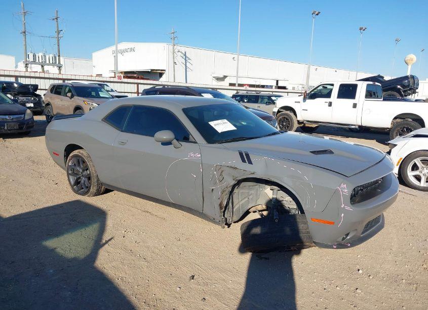 2019 Dodge Challenger SXT (VIN 2C3CDZAG5KH667862) main photo