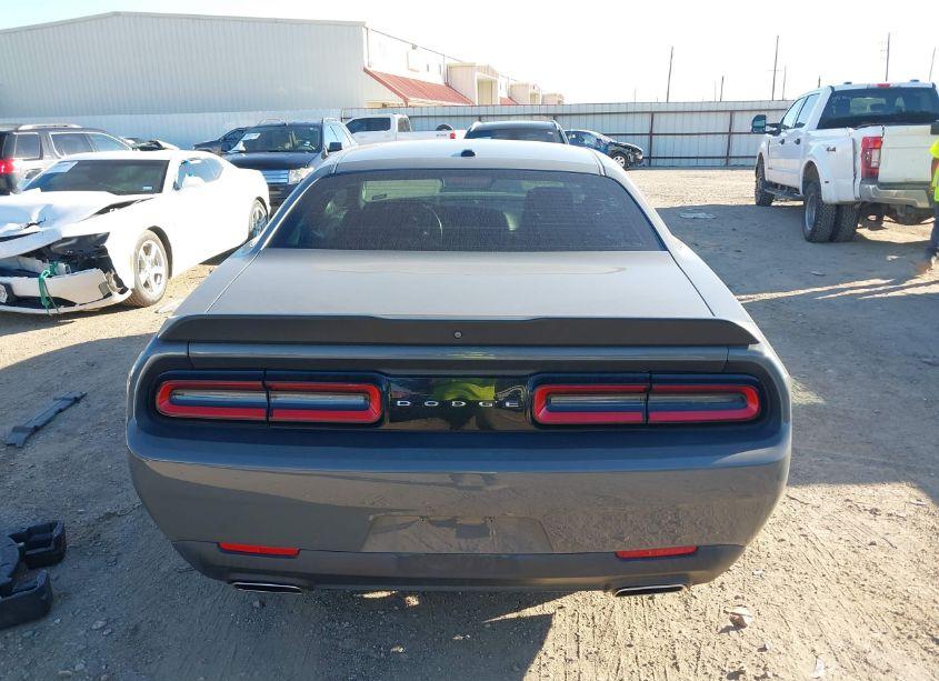 Photo 16 of 2019 Dodge Challenger SXT (VIN 2C3CDZAG5KH667862)