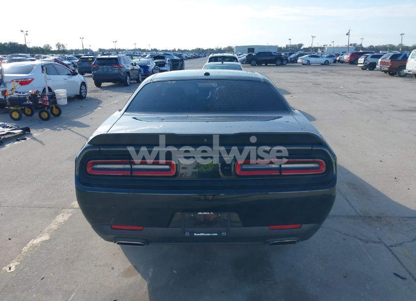Photo 17 of 2020 Dodge Challenger SXT (VIN 2C3CDZAG5LH155682)