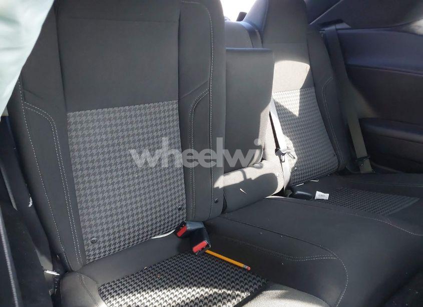 Photo 8 of 2020 Dodge Challenger SXT (VIN 2C3CDZAG5LH155682)