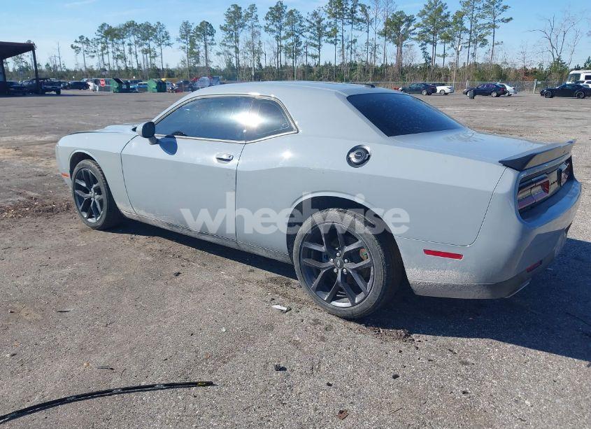 Photo 3 of 2021 Dodge Challenger SXT (VIN 2C3CDZAG5MH590770)