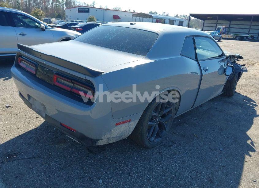 Photo 4 of 2021 Dodge Challenger SXT (VIN 2C3CDZAG5MH590770)