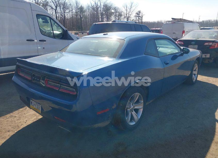 Photo 4 of 2022 Dodge Challenger SXT (VIN 2C3CDZAG5NH263397)