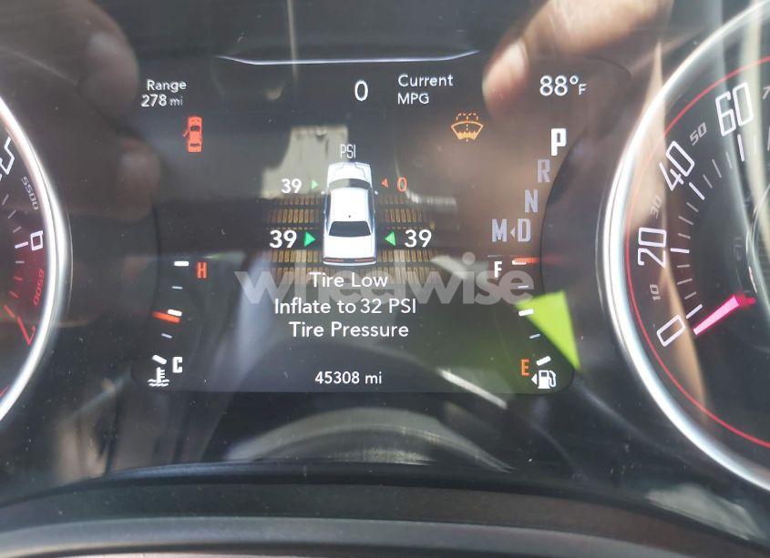 Photo 15 of 2023 Dodge Challenger SXT (VIN 2C3CDZAG5PH553674)