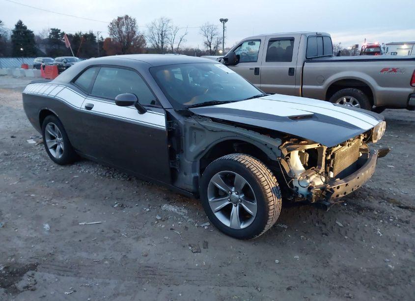2015 Dodge Challenger SXT (VIN 2C3CDZAG6FH712541) main photo