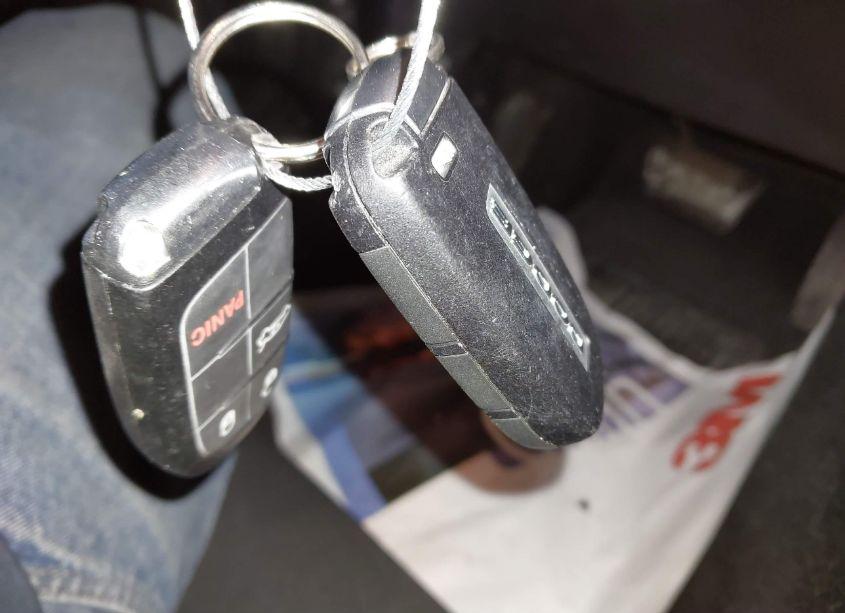 Photo 11 of 2015 Dodge Challenger SXT (VIN 2C3CDZAG6FH712541)