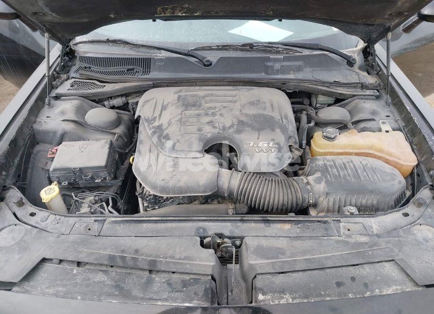 Photo 10 of 2015 Dodge Challenger SXT (VIN 2C3CDZAG6FH823042)