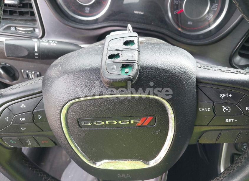 Photo 11 of 2015 Dodge Challenger SXT (VIN 2C3CDZAG6FH823042)