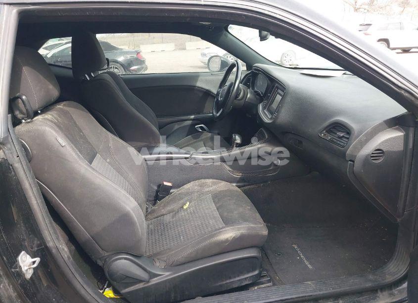 Photo 5 of 2015 Dodge Challenger SXT (VIN 2C3CDZAG6FH823042)