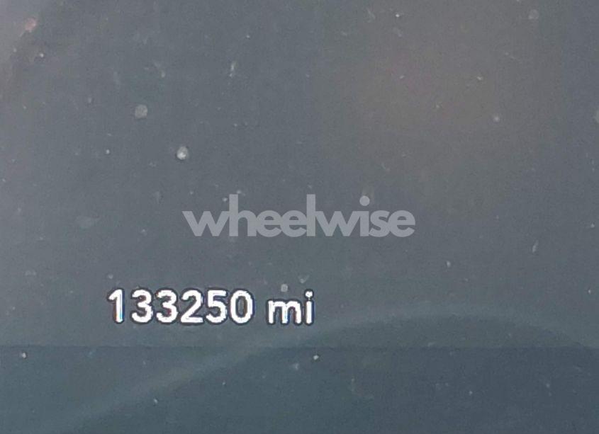 Photo 15 of 2015 Dodge Challenger SXT (VIN 2C3CDZAG6FH833201)