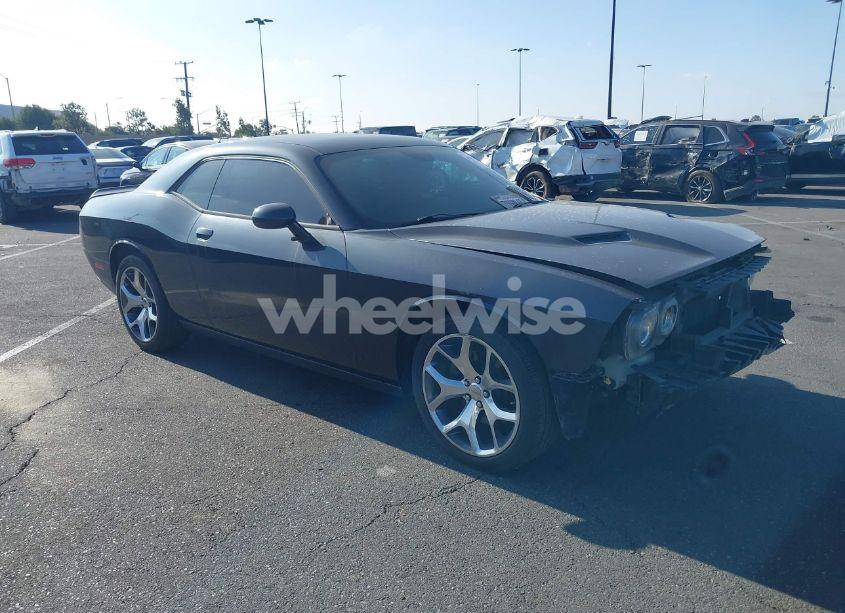 2016 Dodge Challenger SXT PLUS (VIN 2C3CDZAG6GH232338) main photo