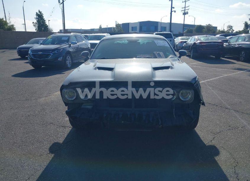 Photo 13 of 2016 Dodge Challenger SXT PLUS (VIN 2C3CDZAG6GH232338)