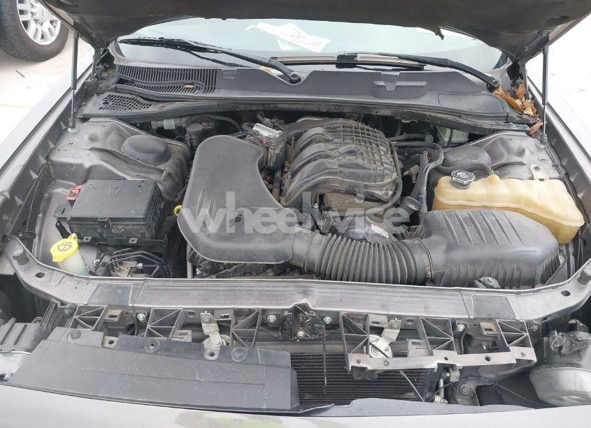 Photo 10 of 2016 Dodge Challenger SXT (VIN 2C3CDZAG6GH323237)