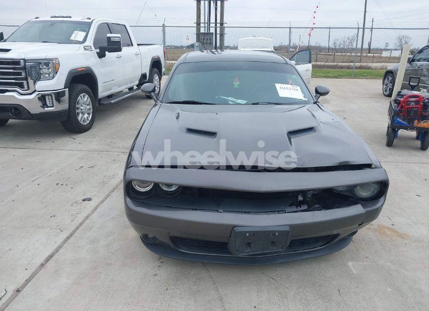 Photo 12 of 2016 Dodge Challenger SXT (VIN 2C3CDZAG6GH323237)