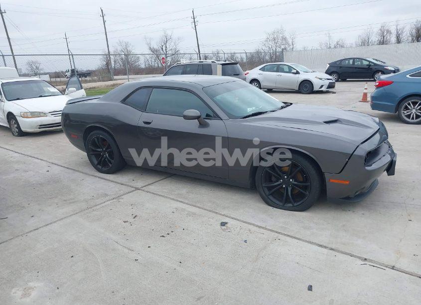 Photo 13 of 2016 Dodge Challenger SXT (VIN 2C3CDZAG6GH323237)