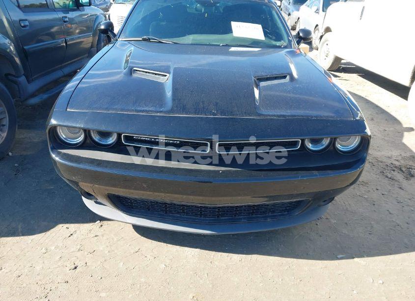 Photo 12 of 2016 Dodge Challenger SXT (VIN 2C3CDZAG6GH352558)