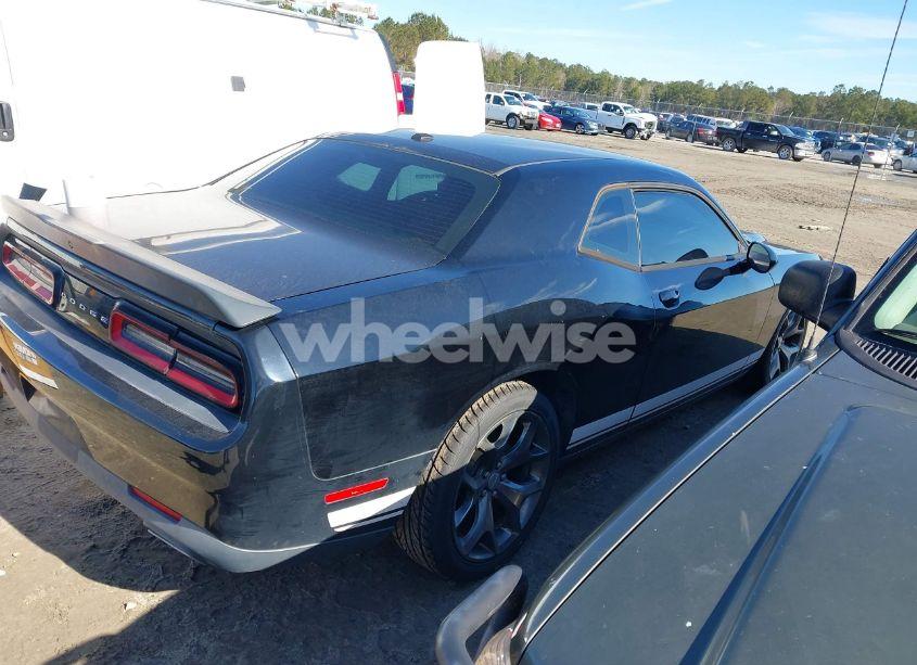 Photo 4 of 2016 Dodge Challenger SXT (VIN 2C3CDZAG6GH352558)