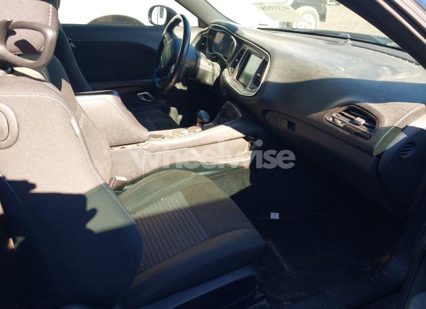 Photo 5 of 2016 Dodge Challenger SXT (VIN 2C3CDZAG6GH352558)