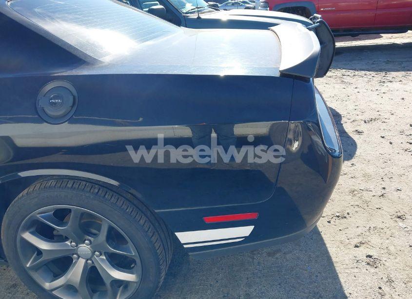 Photo 6 of 2016 Dodge Challenger SXT (VIN 2C3CDZAG6GH352558)