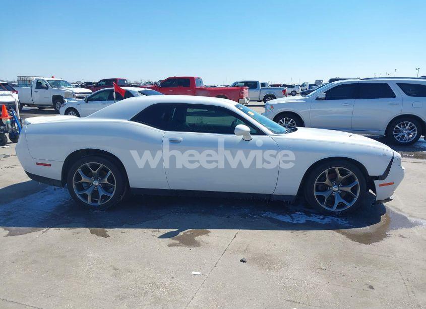 Photo 13 of 2017 Dodge Challenger SXT PLUS (VIN 2C3CDZAG6HH522614)