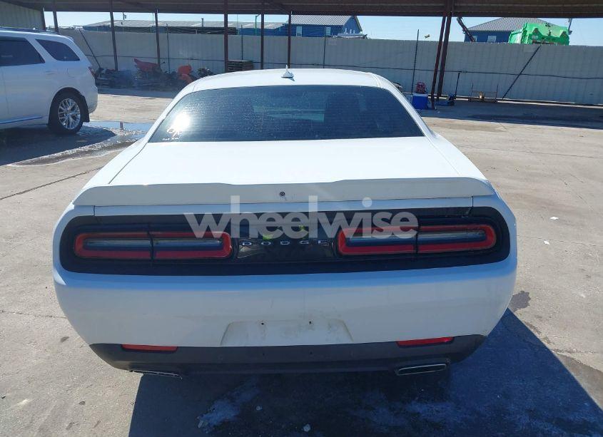 Photo 16 of 2017 Dodge Challenger SXT PLUS (VIN 2C3CDZAG6HH522614)