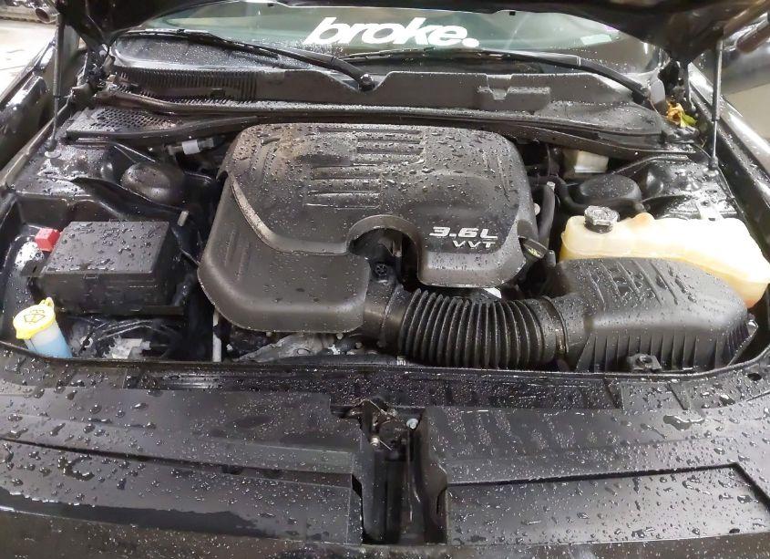 Photo 10 of 2017 Dodge Challenger SXT (VIN 2C3CDZAG6HH587317)