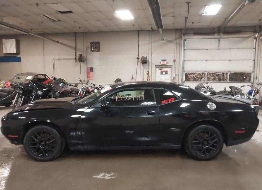 Photo 15 of 2017 Dodge Challenger SXT (VIN 2C3CDZAG6HH587317)