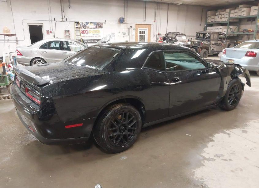 Photo 4 of 2017 Dodge Challenger SXT (VIN 2C3CDZAG6HH587317)