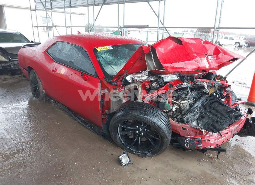 2018 Dodge Challenger SXT PLUS (VIN 2C3CDZAG6JH138841) main photo