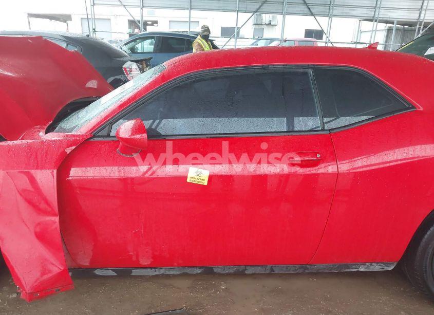 Photo 14 of 2018 Dodge Challenger SXT PLUS (VIN 2C3CDZAG6JH138841)