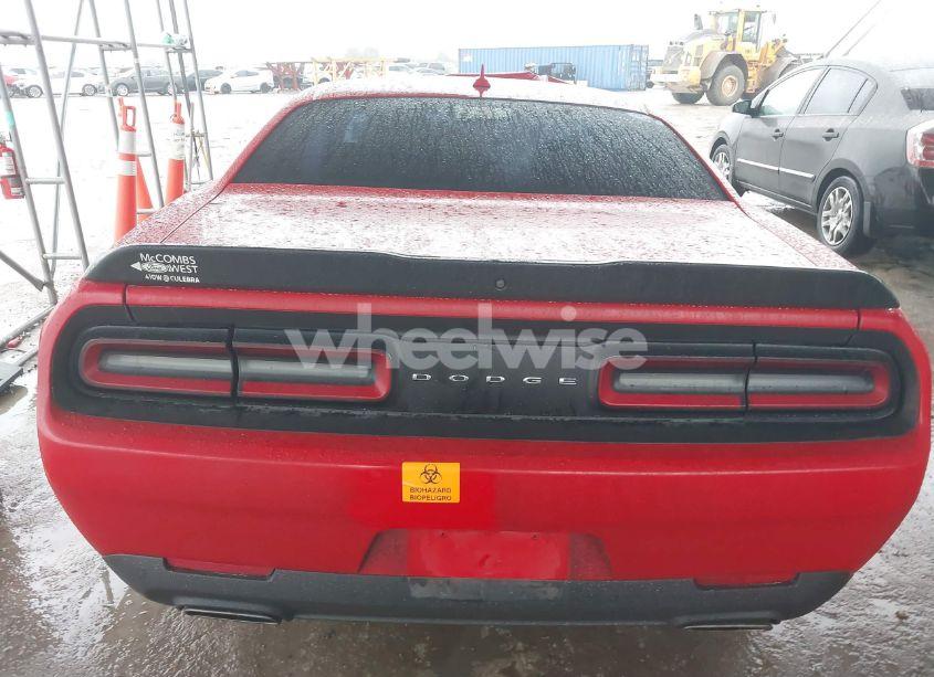 Photo 16 of 2018 Dodge Challenger SXT PLUS (VIN 2C3CDZAG6JH138841)