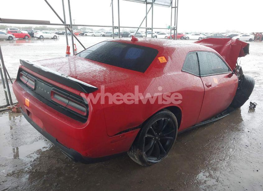 Photo 4 of 2018 Dodge Challenger SXT PLUS (VIN 2C3CDZAG6JH138841)