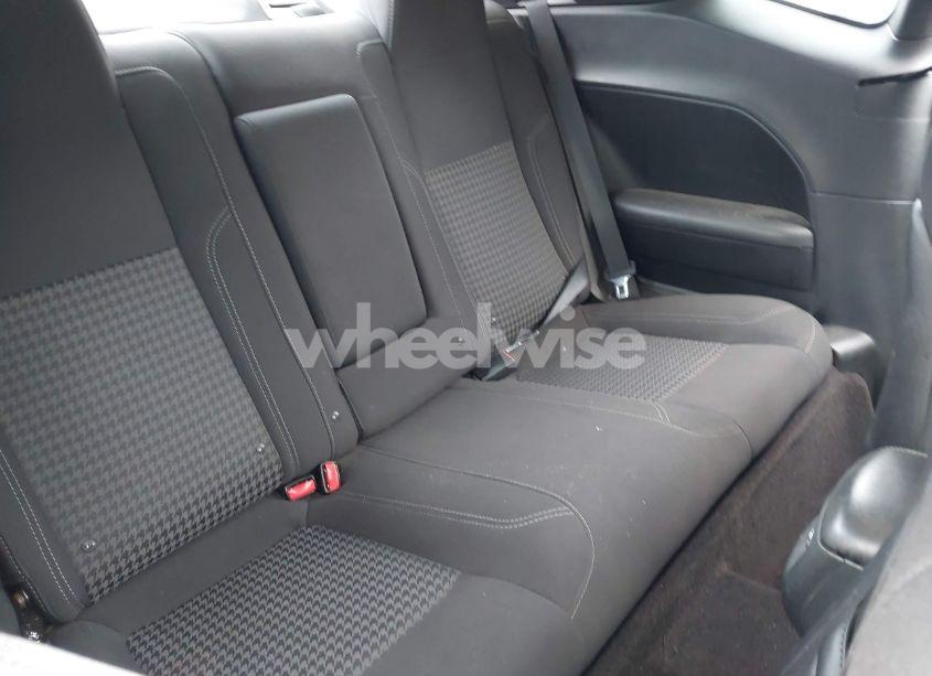 Photo 8 of 2018 Dodge Challenger SXT (VIN 2C3CDZAG6JH242035)