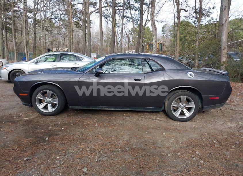 Photo 14 of 2018 Dodge Challenger SXT (VIN 2C3CDZAG6JH317493)