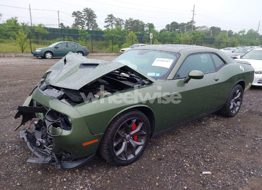 Photo 2 of 2018 Dodge Challenger SXT PLUS (VIN 2C3CDZAG6JH339588)